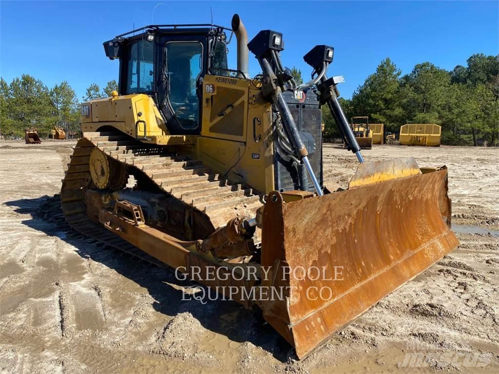 CAT D6-20 Crawler dozers