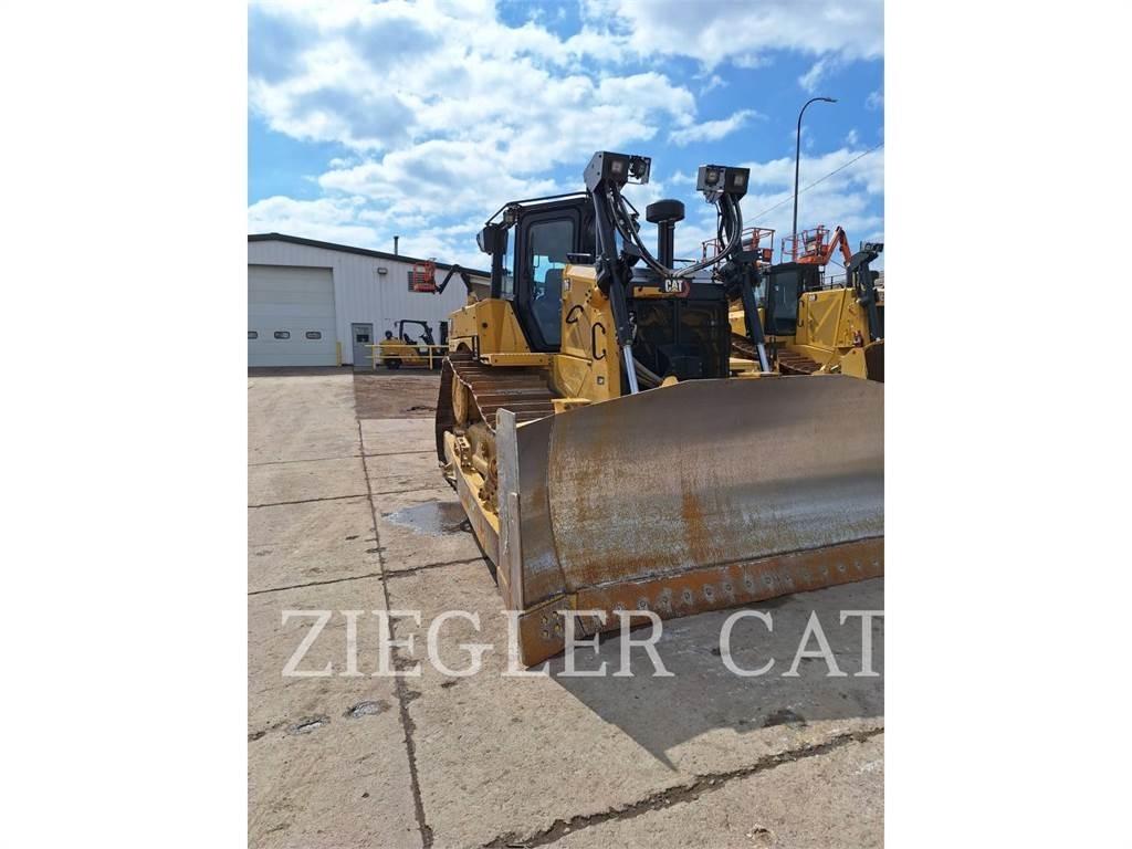 CAT D6-20 Crawler dozers