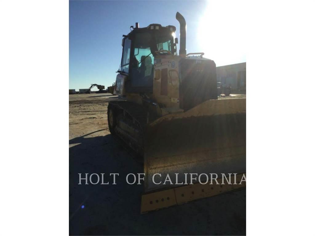 CAT D6K2 Crawler dozers