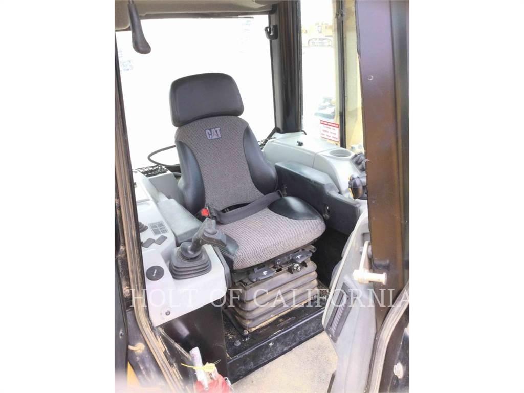CAT D6N LGP Crawler dozers