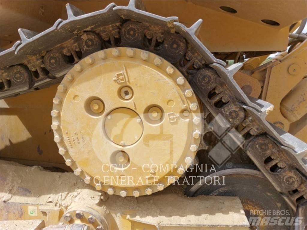 CAT D6R Crawler dozers
