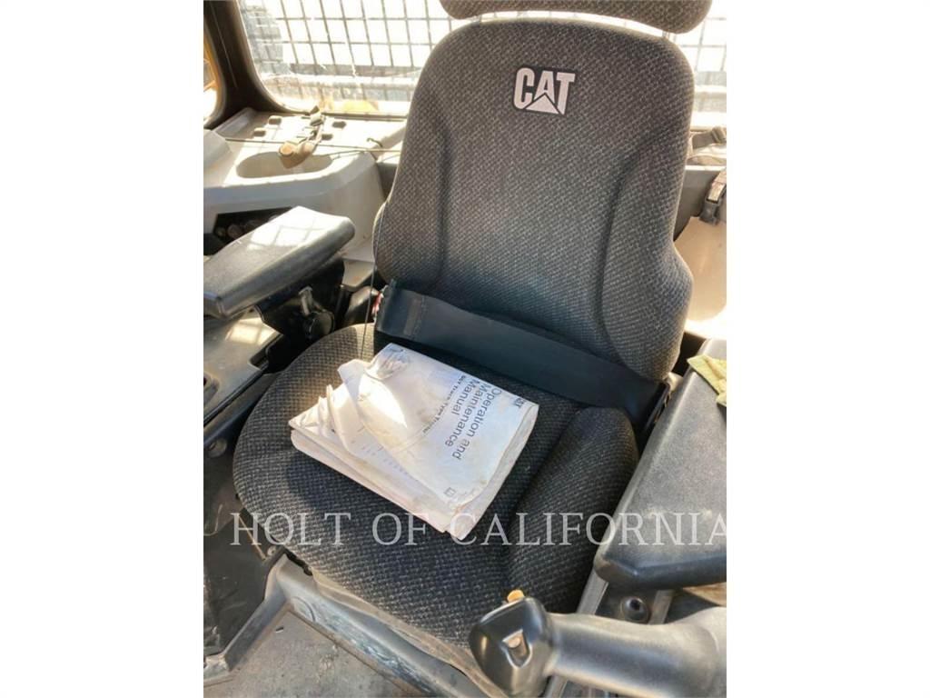 CAT D6T Crawler dozers