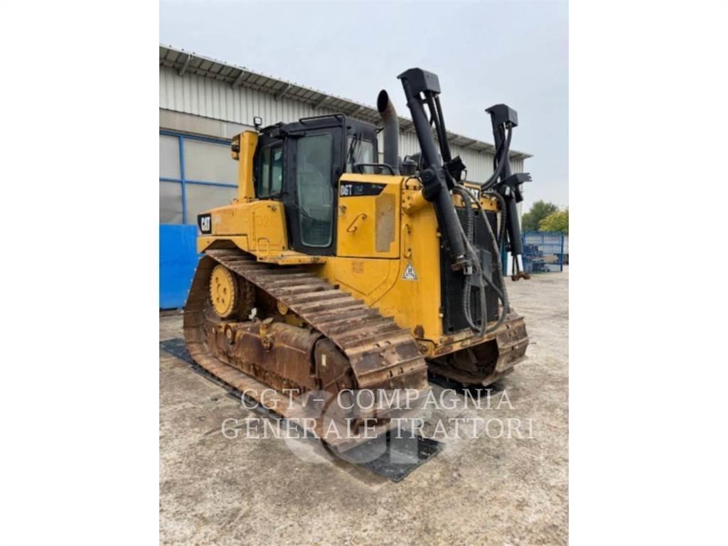 CAT D6T Crawler dozers