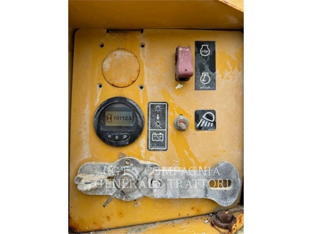 CAT D6T Crawler dozers