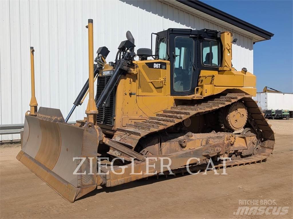 CAT D6T Crawler dozers