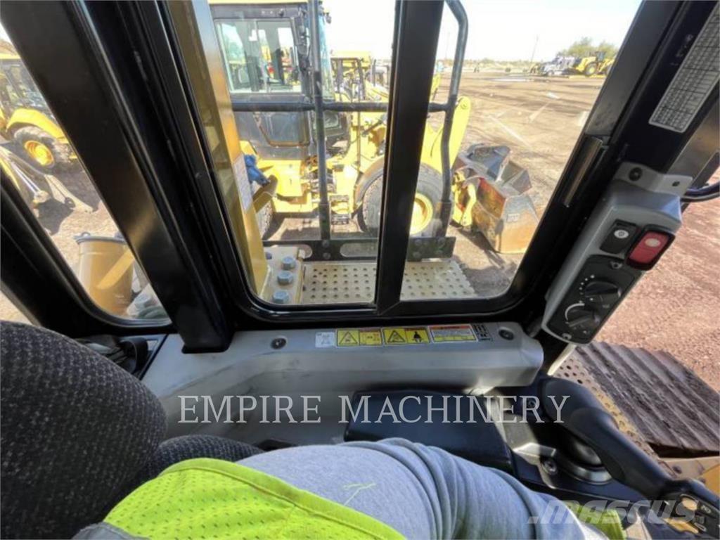 CAT D6T LGP Crawler dozers