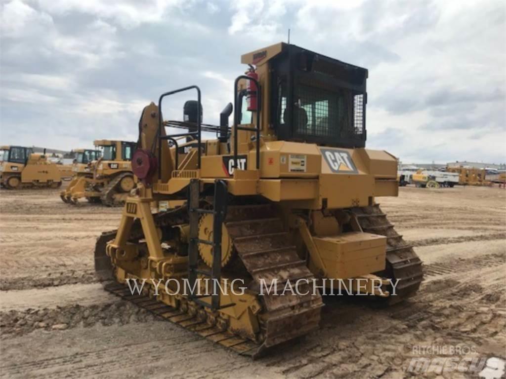 CAT D6T LGP Pipelayer dozers