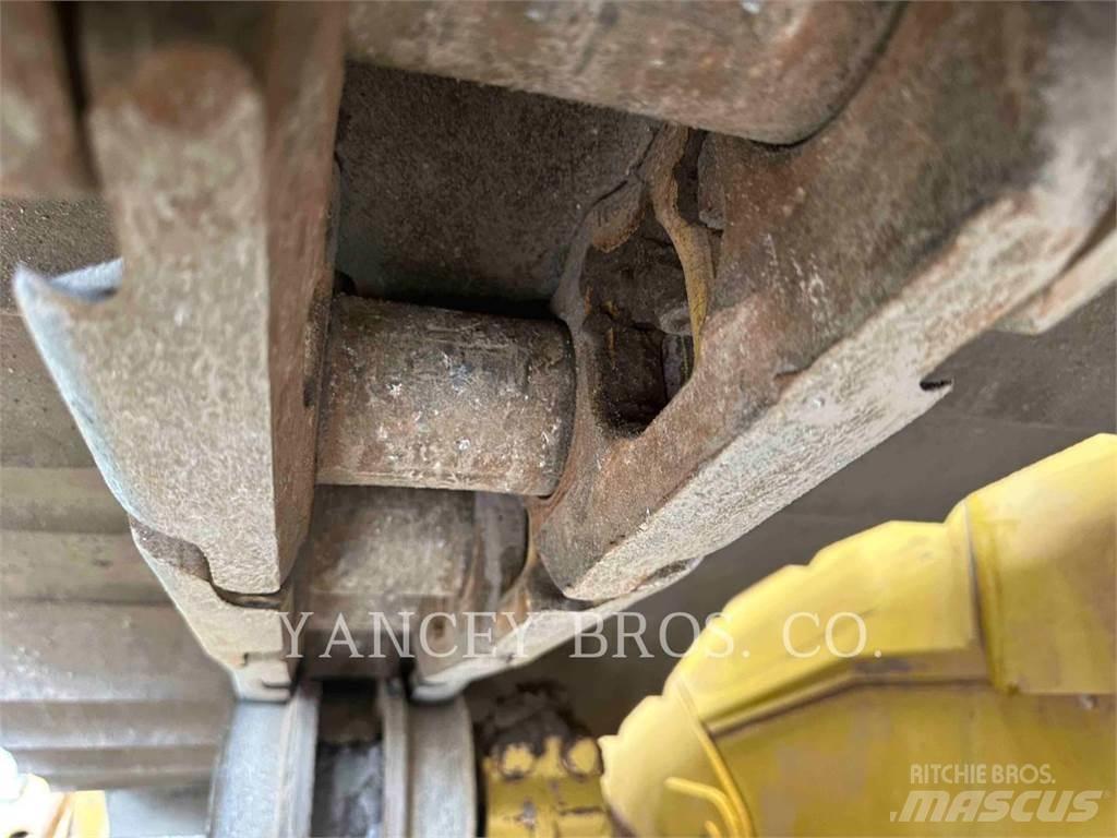 CAT D6T LGP ST Crawler dozers