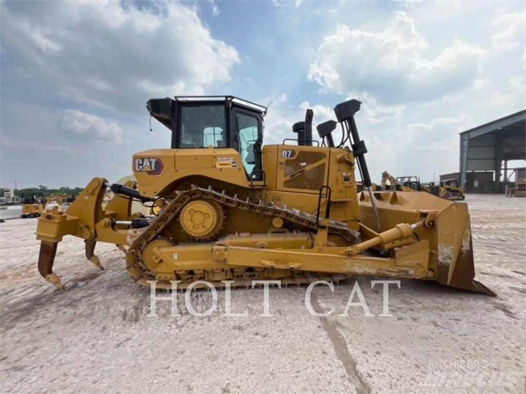 CAT D7 Crawler dozers