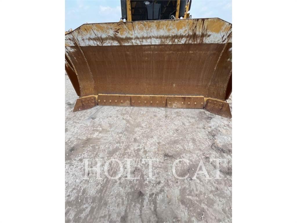 CAT D7 Crawler dozers
