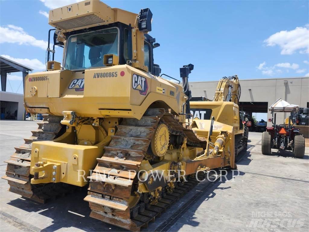 CAT D8 Crawler dozers
