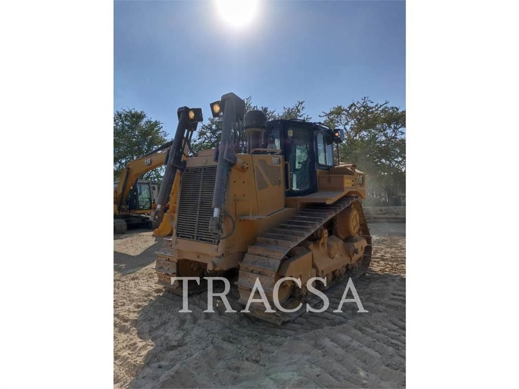 CAT D8T Tractors