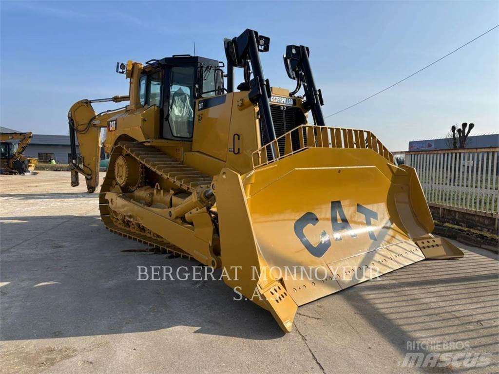 CAT D8T Crawler dozers