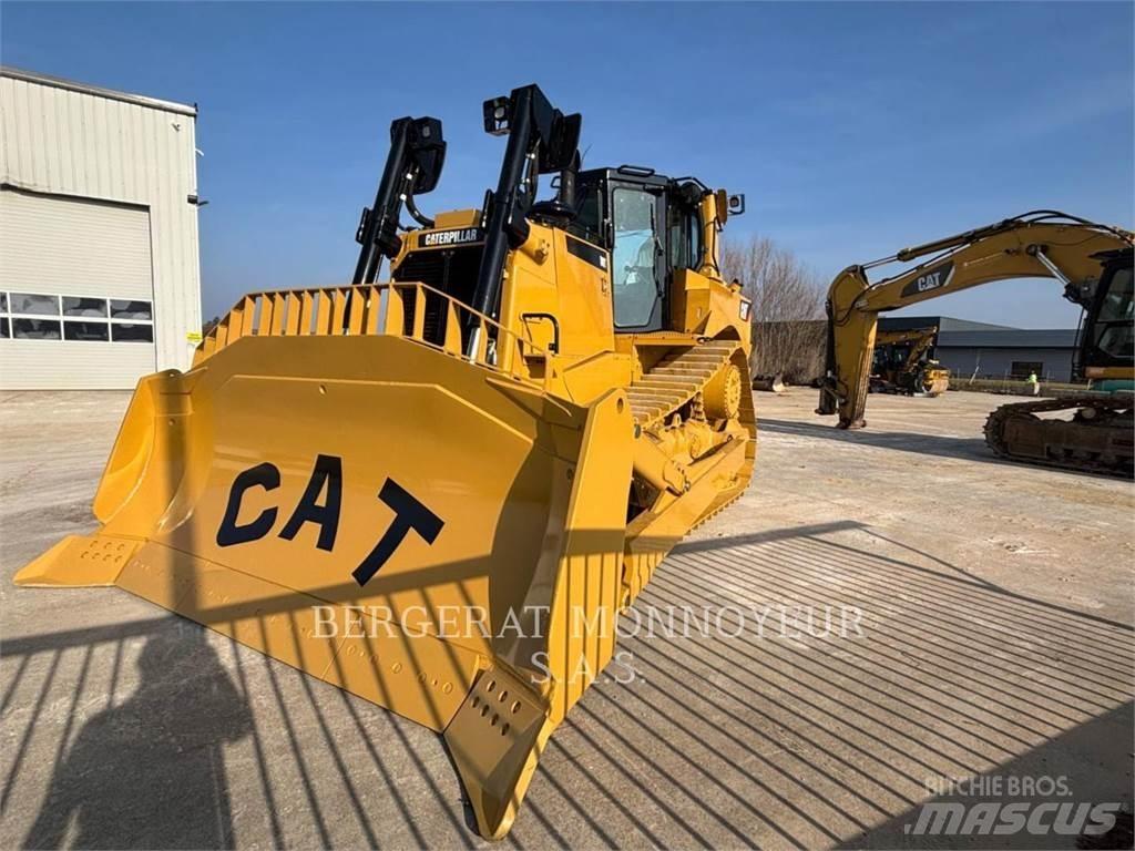 CAT D8T Crawler dozers