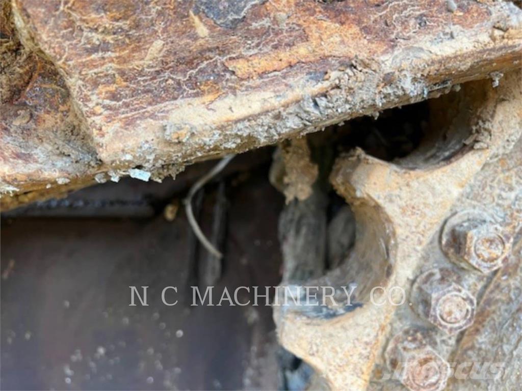 CAT D8T WH Tipper trucks