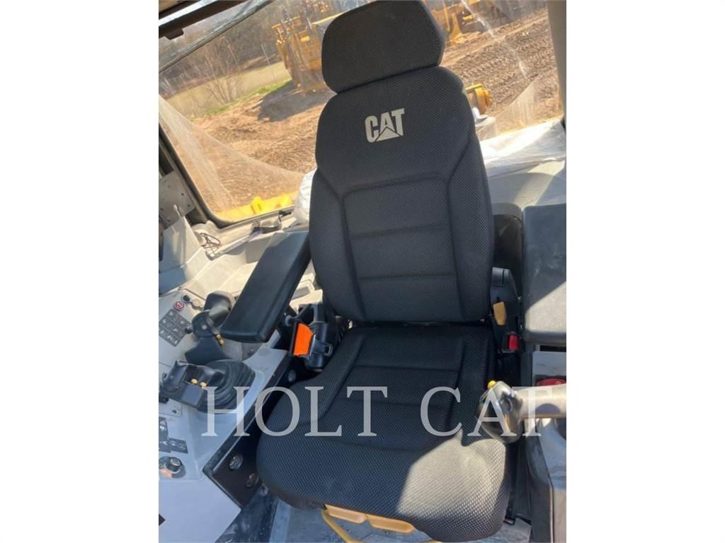 CAT D9 Crawler dozers