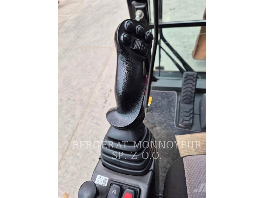 CAT M315F Wheeled excavators