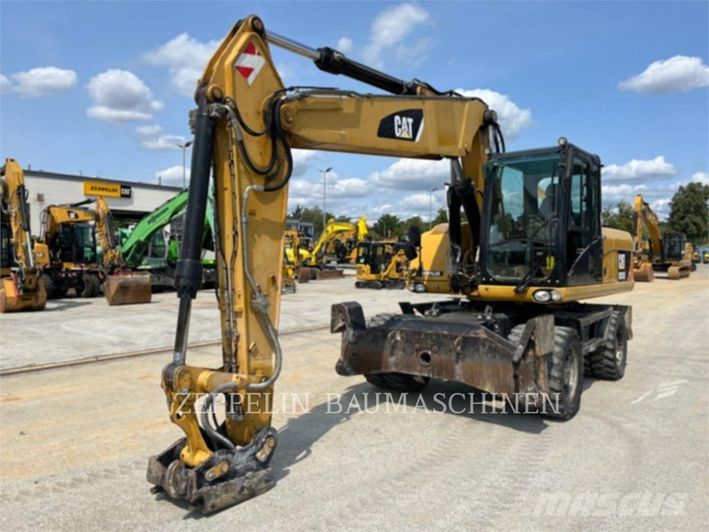 CAT M318D Wheeled excavators