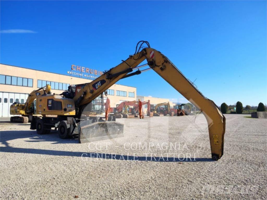 CAT MH3022 Wheeled excavators