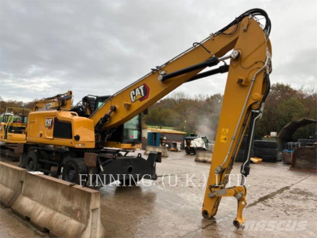CAT MH3024 Demolition excavators