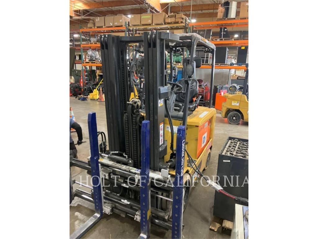 CAT MITSUBISHI EC30N2 Electric forklift trucks