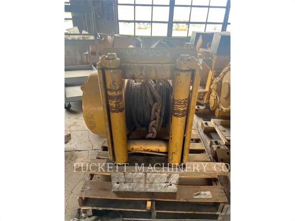 CAT PA40 Winches