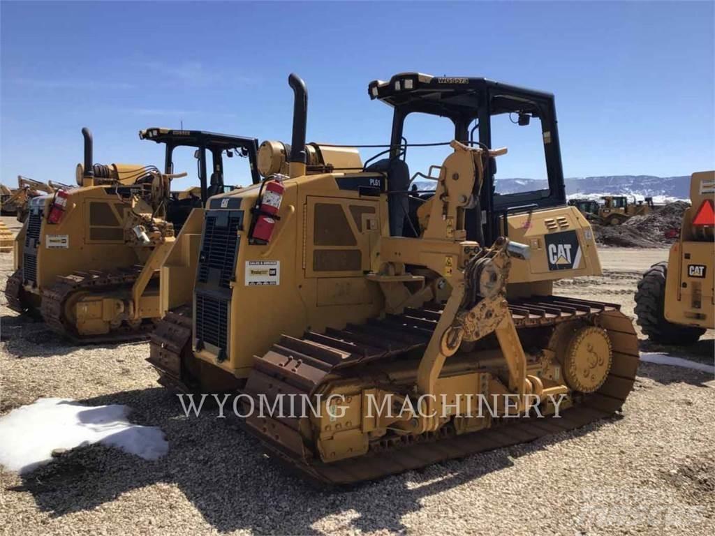 CAT PL61 Pipelayer dozers