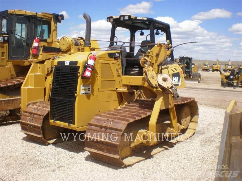 CAT PL61 Pipelayer dozers
