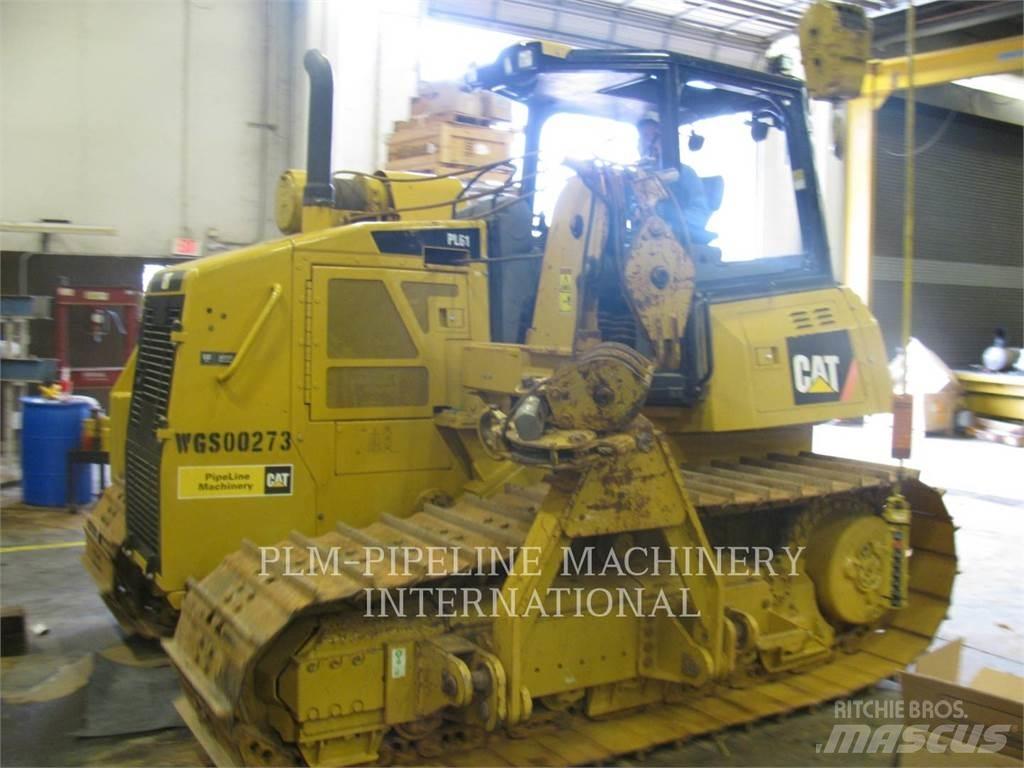 CAT PL61 Pipelayer dozers