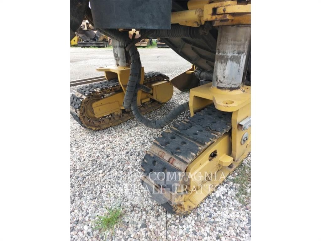 CAT PM200 Asphalt cold milling machines