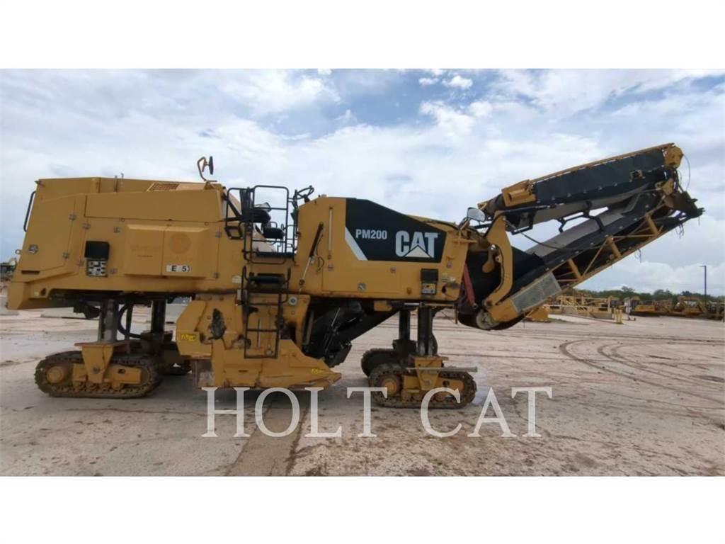 CAT PM200 Asphalt recyclers