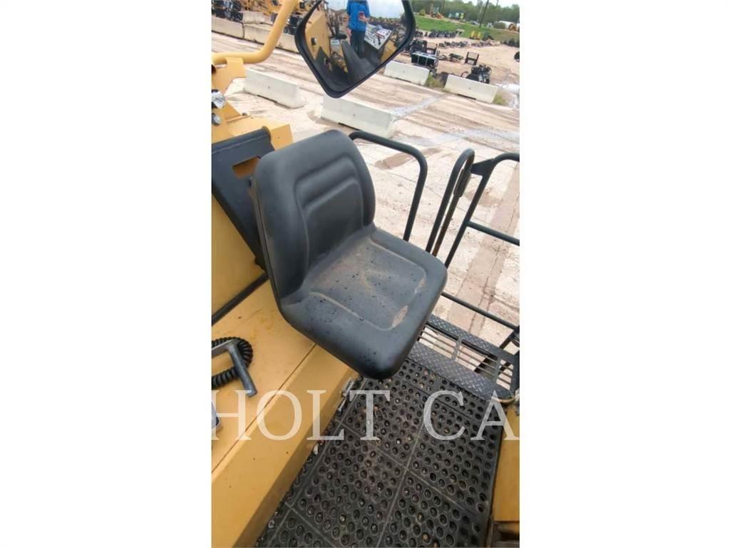 CAT PM200 Asphalt recyclers