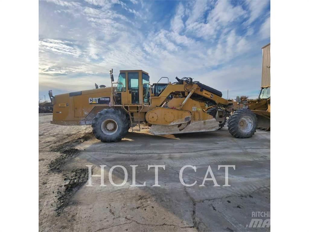 CAT RM300 Asphalt recyclers