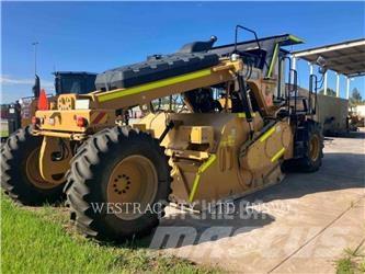CAT RM400 Asphalt recyclers