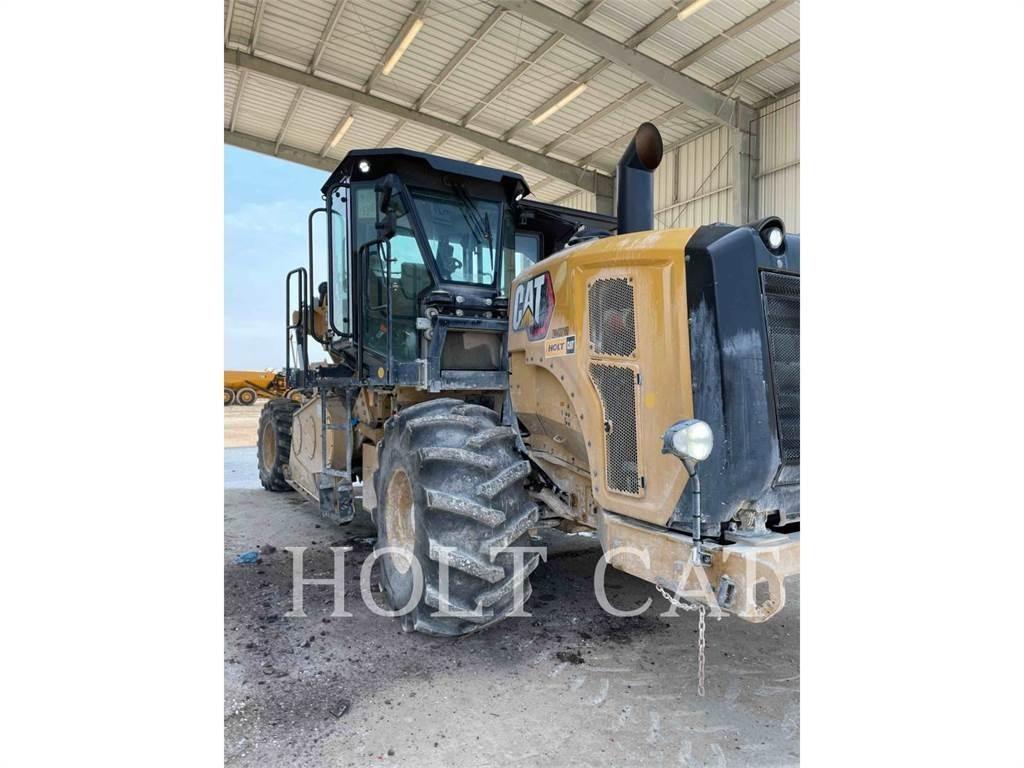 CAT RM400 Asphalt recyclers