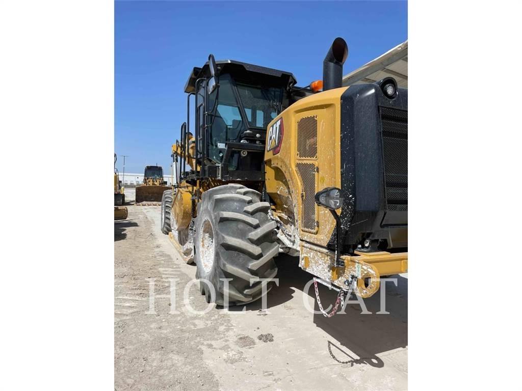 CAT RM400 Asphalt recyclers