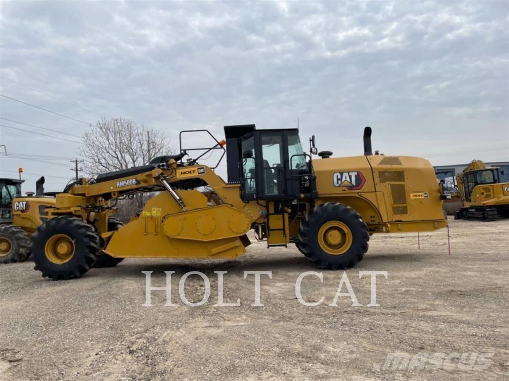 CAT RM500B CAB Asphalt recyclers