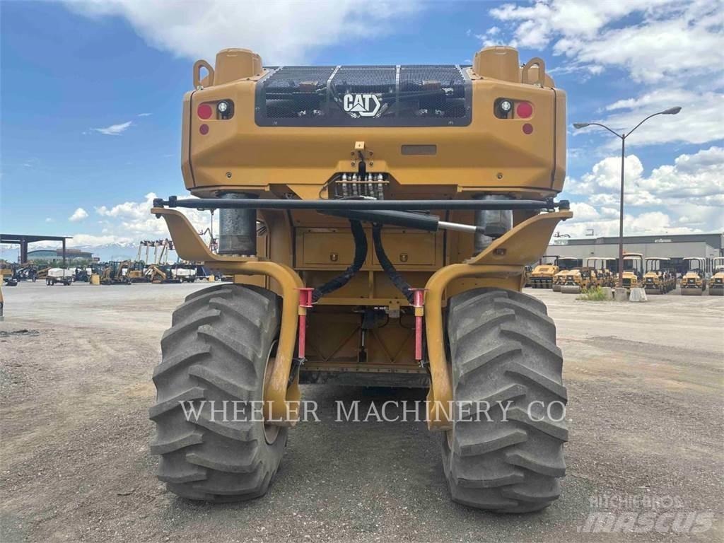CAT RM800 Asphalt recyclers
