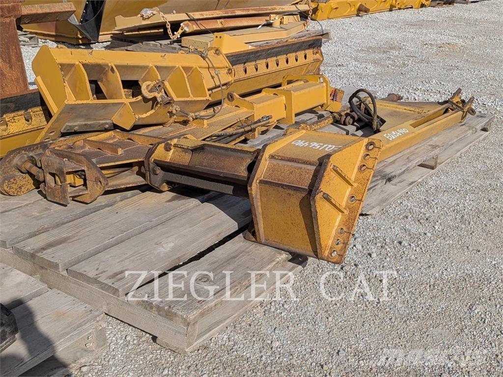 CAT SNOW WING Snow throwers