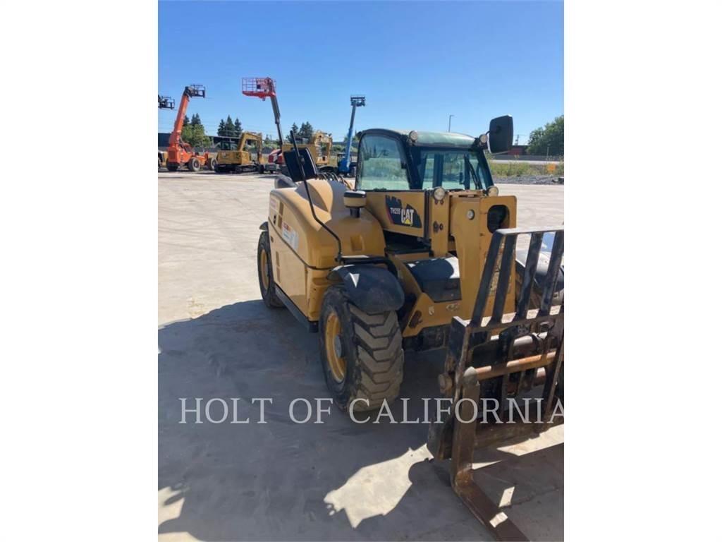 CAT TH255 Telescopic handlers