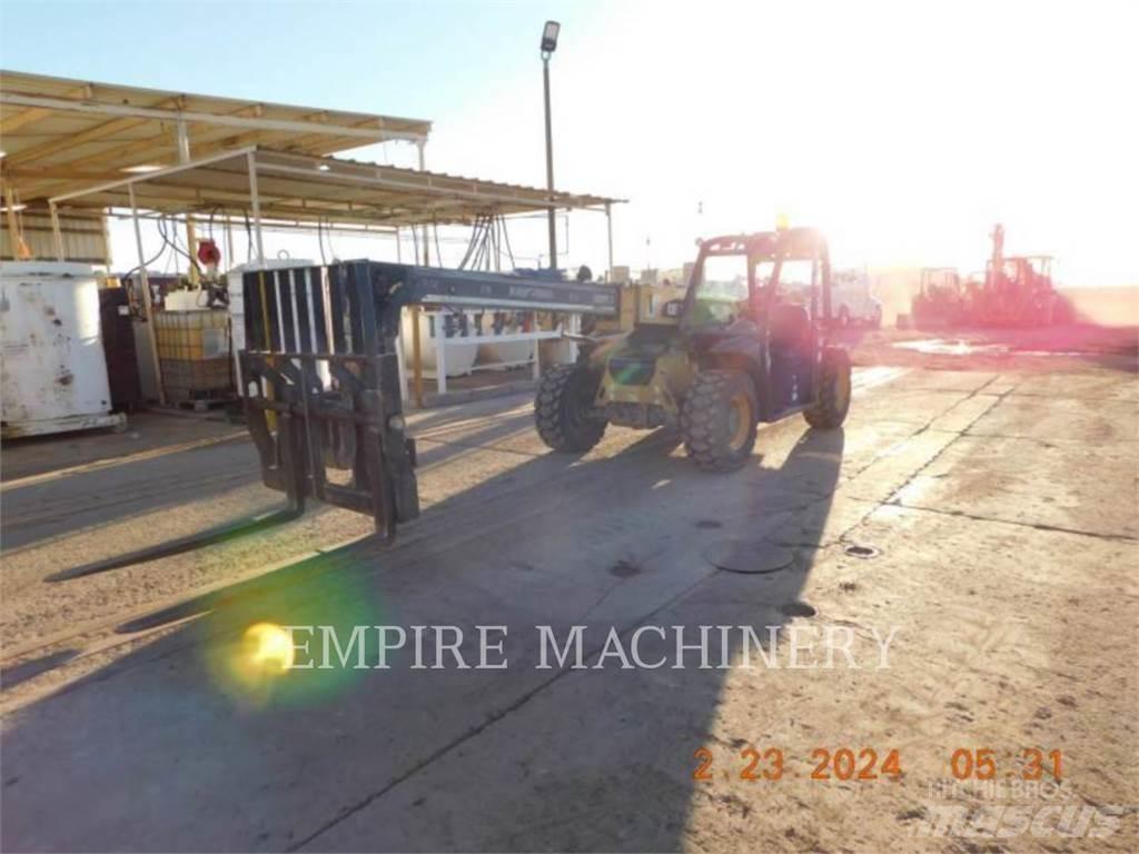 CAT TH255C Telescopic handlers