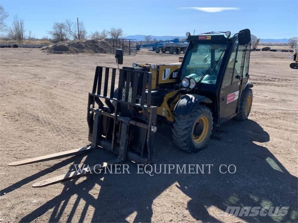 CAT TH255C Telescopic handlers