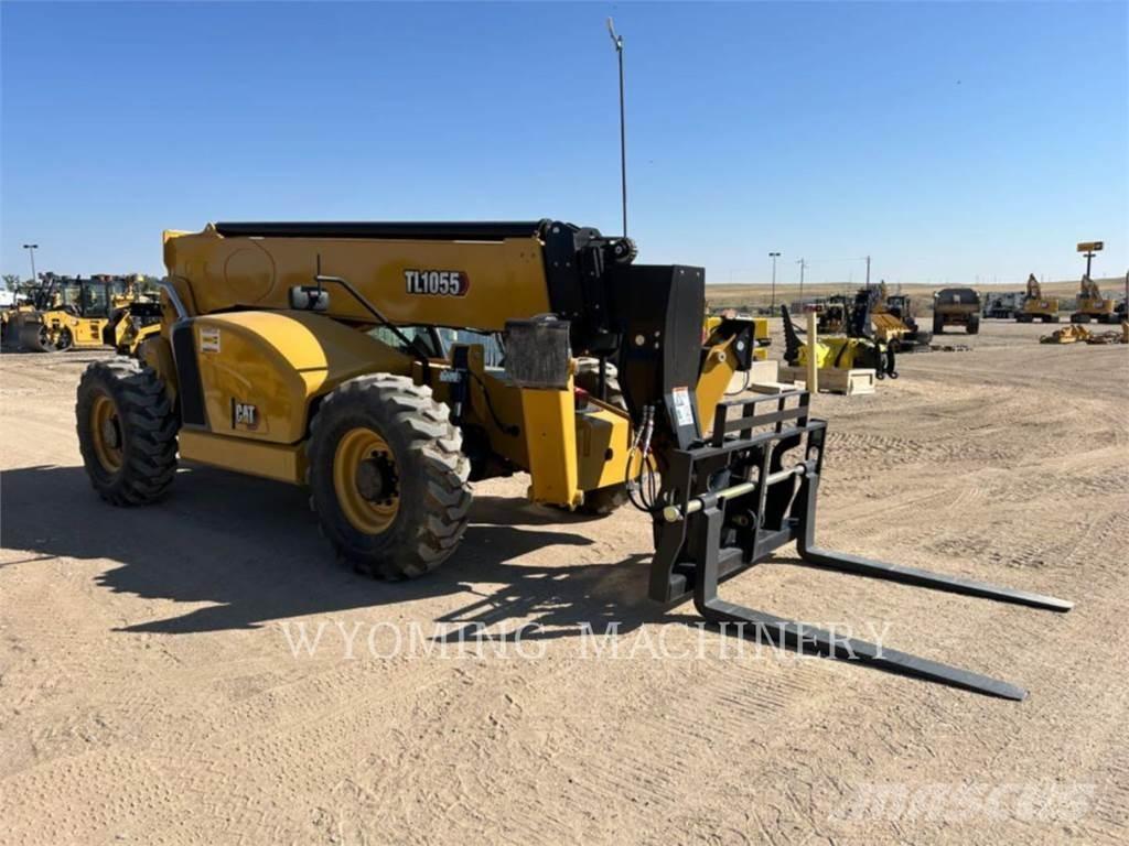 CAT TL1055 Telescopic handlers