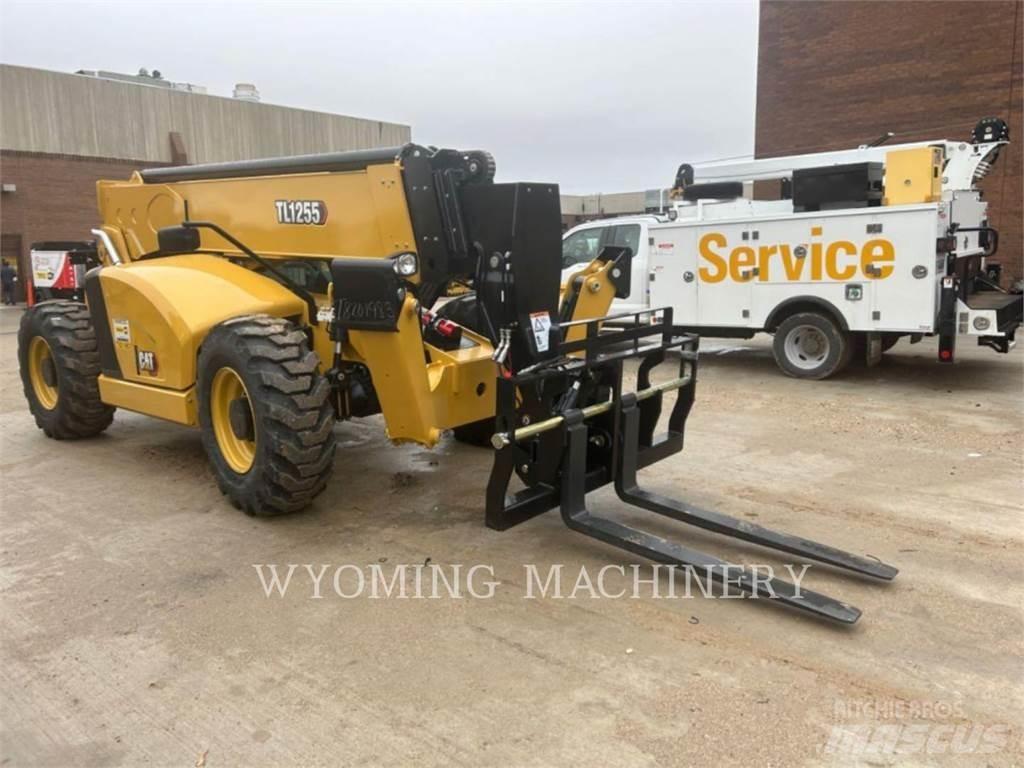 CAT TL1255 Telescopic handlers