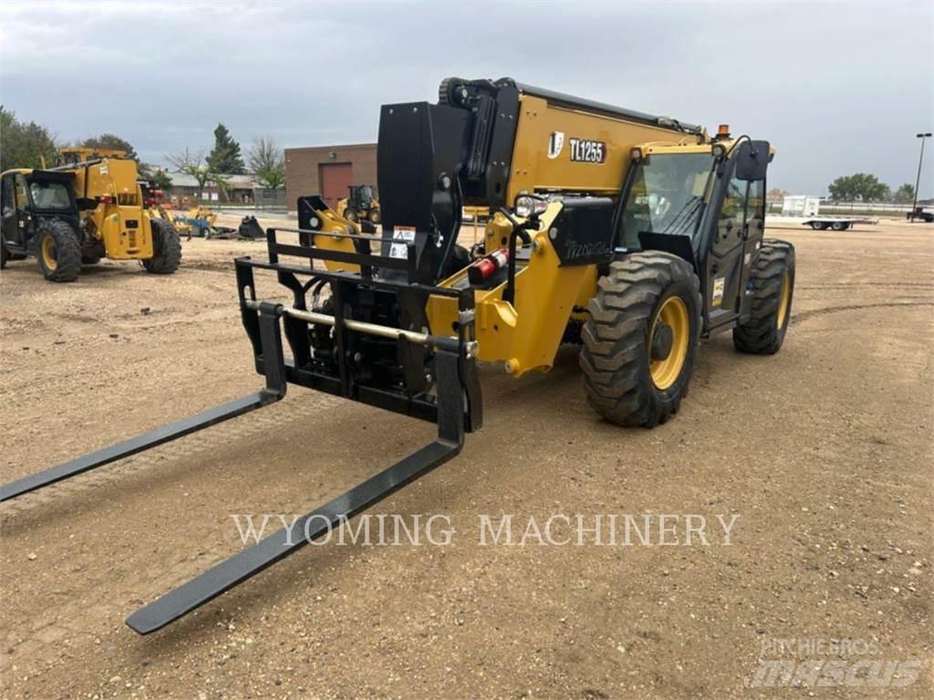 CAT TL1255 Telescopic handlers