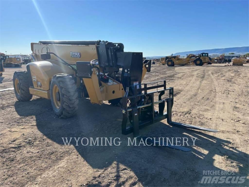 CAT TL1255 Telescopic handlers