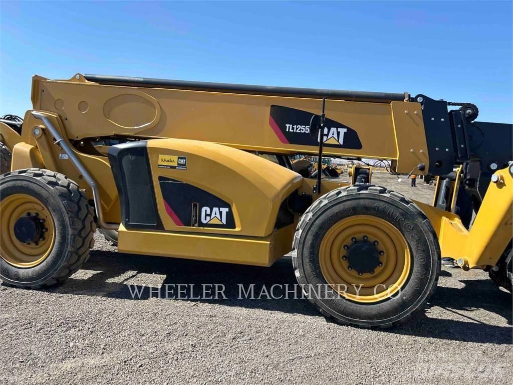 CAT TL1255D CB Telescopic handlers