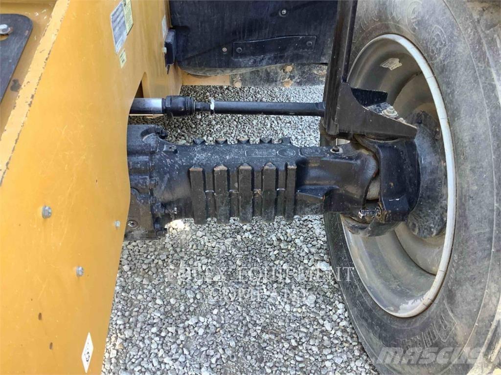 CAT TL1255DC Telescopic handlers