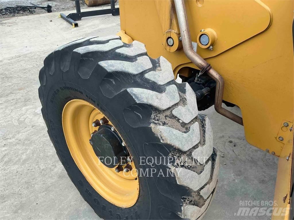 CAT TL642D Telescopic handlers