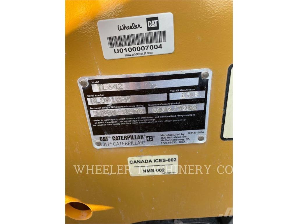 CAT TL642D CB Telescopic handlers